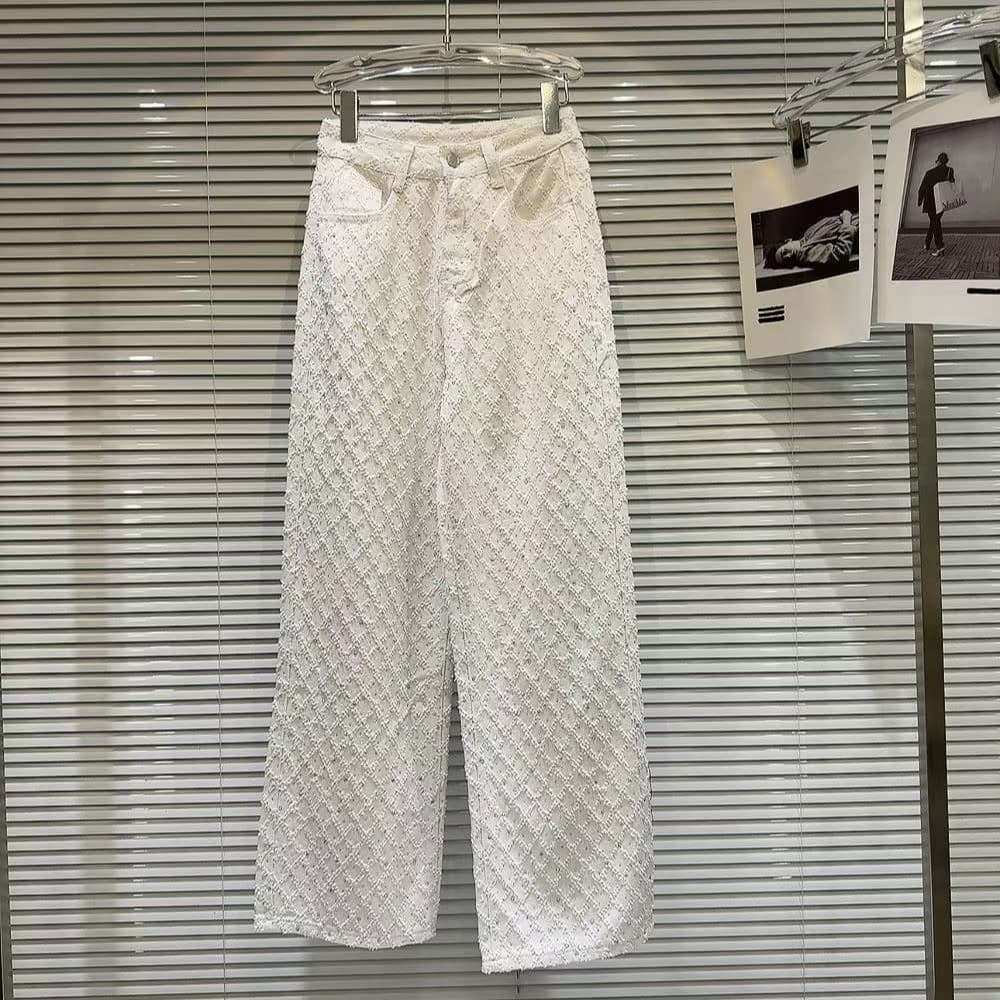 Diamond patterned jean